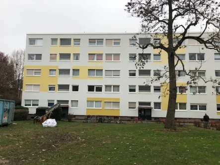 Außenansicht - Wohnung kaufen in Worms - 3-Zimmer- mit Balkon in gefragter Lage von Worms -  Wohnen auf 68 m²