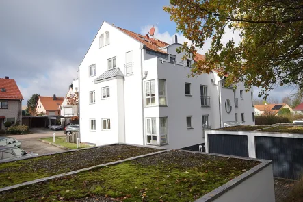 Hausansicht  - Wohnung kaufen in Wilsdruff - Gemütlichen 2-Zimmerwohnung in Kesselsdorf zu verkaufen!