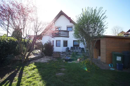 Hausansicht Ost  - Haus kaufen in Westernbach - Geräumiges Einfamilienhaus in Zweiflingen-Westernbach zu verkaufen!