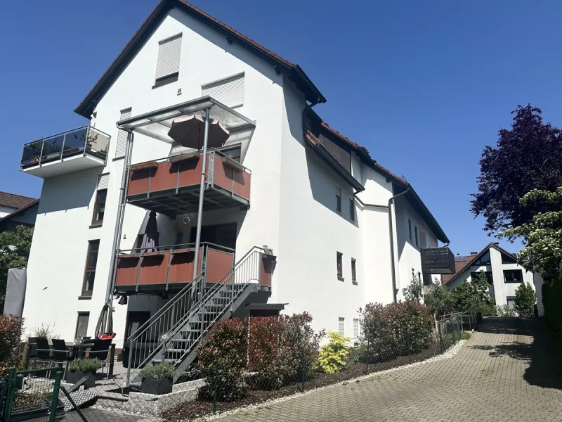  - Wohnung kaufen in Hemhofen - Ruhiges Wohnen auf zwei Ebenen - Maisonette-Wohnung mit Dachloggia