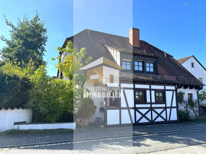  - Haus kaufen in Bubenreuth - Bezauberndes Fachwerkhaus mit modernem Komfort !