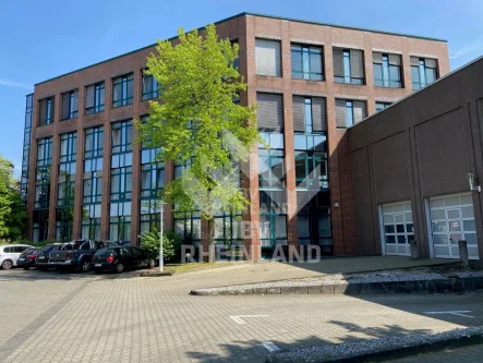 Gebäude - Büro/Praxis mieten in Krefeld - Fichtenhain: 241 m² exklusive Büroeinheit