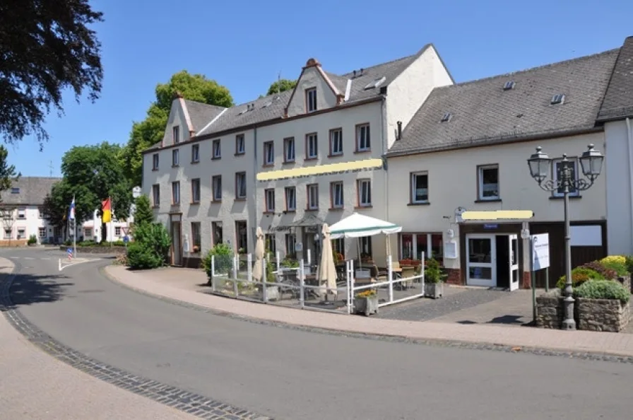  - Gastgewerbe/Hotel kaufen in Manderscheid - Beliebtes Hotel-Restaurant (33 Betten) in zentraler Lage in der Vulkaneifel