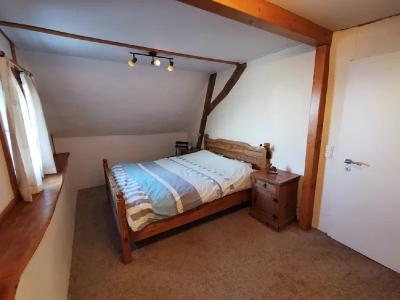 OG Schlafzimmer 1