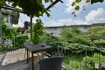 Titelbild - Haus kaufen in Weil am Rhein - Freistehendes Einfamilienhaus in bester, gewachsener Lage von Weil am Rhein