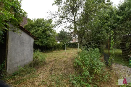 Garten - Grundstück kaufen in Lörrach / Hauingen - Bauplatz mit Abbruchliegenschaft