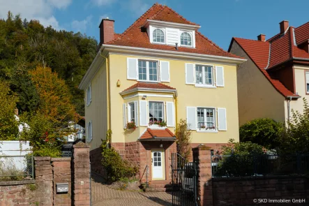 Liebhaberobjekt - Haus kaufen in Eberbach - Eberbach: Diese Stadtvilla wird Sie begeistern.