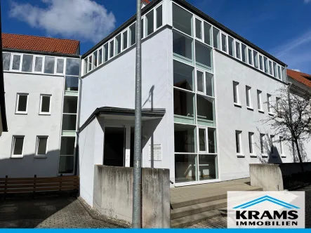 Außenansicht - Wohnung mieten in Metzingen - Barrierefreie 2-Zimmer Wohnung für Senioren und Menschen mit Behinderung im Klosterhof!