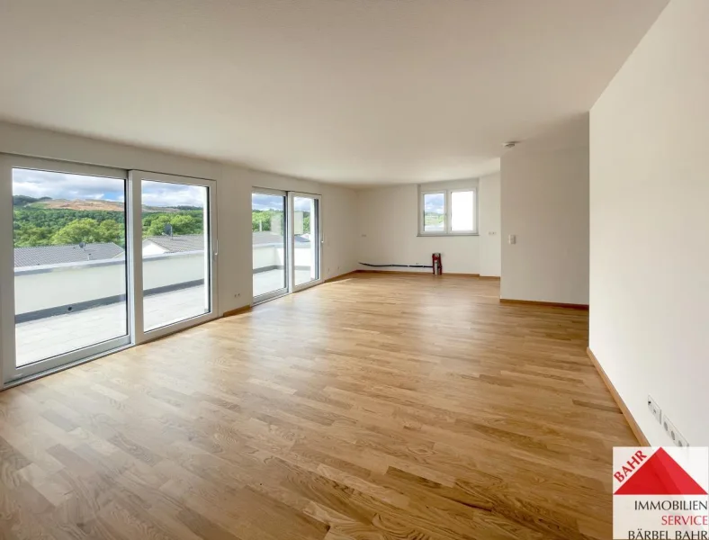 Wohnzimmer - Wohnung kaufen in Leonberg - Bezugsfertig: 111 m² pure Vielfalt: Ihr neues Zuhause für alle Lebenslagen!
