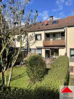 Gartenfreude - Haus kaufen in Ditzingen - Familienidyll in toller Lage!
