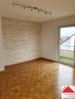 Wohnzimmer - Wohnung kaufen in Gärtringen - Ruhig, hell, zentrumsnah – 3-Zimmer-Wohnung in Gärtringen