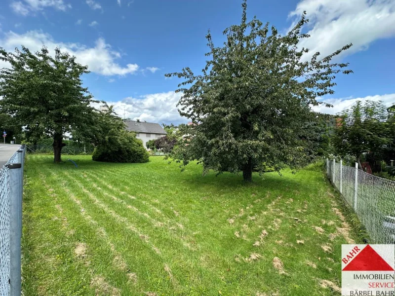 Bauplatz - Grundstück kaufen in Schönaich - Attraktiver Bauplatz in Schönaich – sonnig, ruhig und zentral