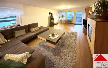 Wohnzimmer - Wohnung kaufen in Sindelfingen - Helle und gemütliche 4-Zimmer-Wohnung in Maichingen