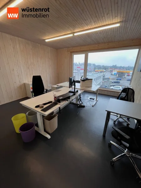 Büro 1