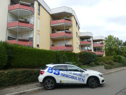 Ein Schnapper in der Au.... - Wohnung kaufen in Sigmaringen - Wohnen in der Au.. Lieblingslage von Sigmaringen 2,5 bis 3 Zimmer mit zwei Balkonen, Aufzug und Einzelgarage