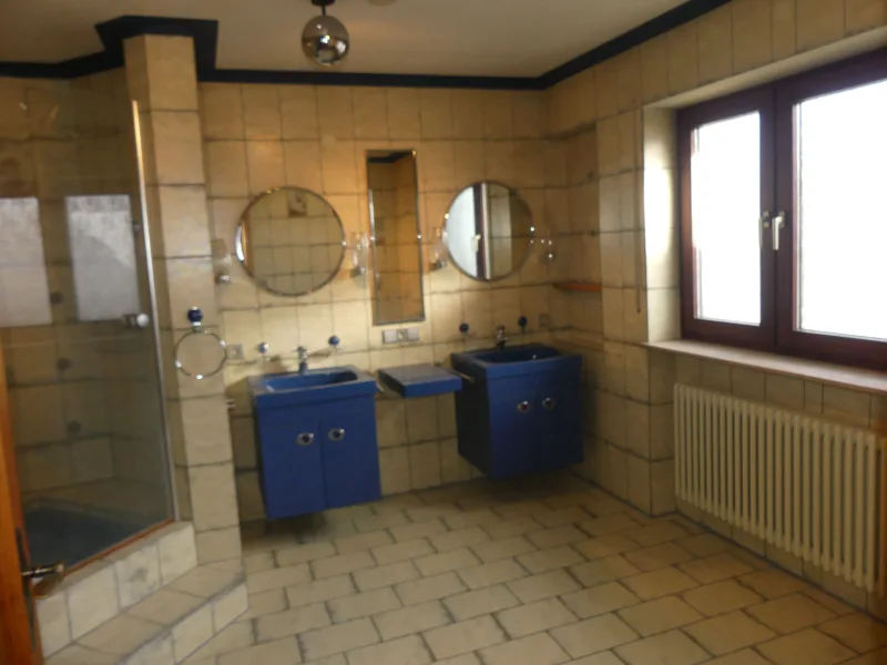 Badezimmer im OG