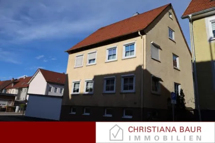 Ansicht - Haus kaufen in Albstadt - MITTENDRIN: Gepflegtes Einfamilienhaus in Tailfingen
