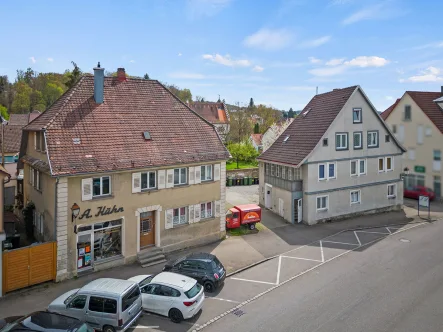 Luftbild - Haus kaufen in Weingarten - Weingartens Zentrum: Multifunktionales Gebäudeensemble für Generationen, Investition und Bauprojekte