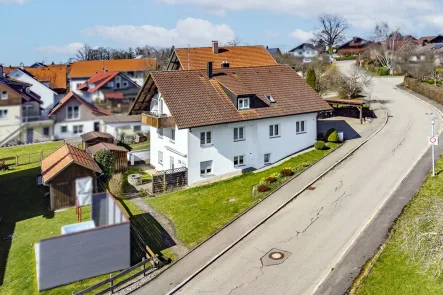 Luftaufnahme (3)_Verpix_web - Haus kaufen in Argenbühl - * I Sehr solides und großes Einfamilienhaus mit Einliegerwohnung in Argenbühl-Eisenharz