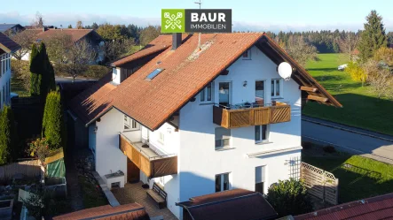 Titel - Haus kaufen in Argenbühl - * I Sehr solides und großes Einfamilienhaus mit Einliegerwohnung in Argenbühl-Eisenharz