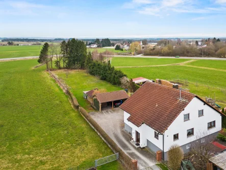 Luftaufnahme - Haus kaufen in Bad Schussenried - 360° I Haus mit XXL Grundstück direkt vor Bad Schussenried!