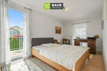 OG.Schlafzimmer mit Zugang zu einem Balkon