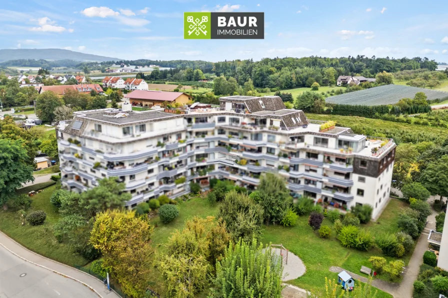 Titelbild - Wohnung kaufen in Friedrichshafen - 360° I Flexible Wohnideen: Moderne 3-Zimmer-Wohnung mit Balkon und Parkett