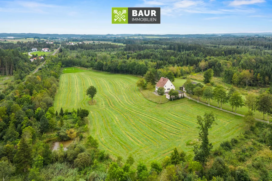 Titelbild - Haus kaufen in Aulendorf - 360° | Historisches Hofgut in idyllischer Alleinlage zwischen Aulendorf und Bad Waldsee