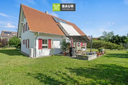 Titelbild - Haus kaufen in Illertissen - " Hübsches Meisterwerk! Exklusives Architektenhaus für stilvolles Wohnen