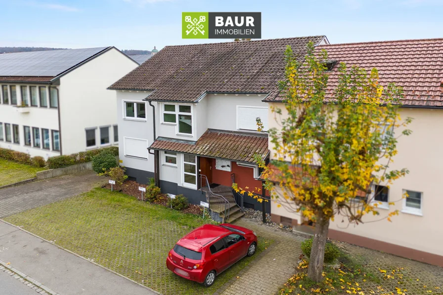 Titelbild - Wohnung kaufen in Weingarten - 360° | Sofort bezugsfrei! Gepflegte 1-Zimmer-Dachgeschosswohnung mit PKW-Stellplatz in Weingarten