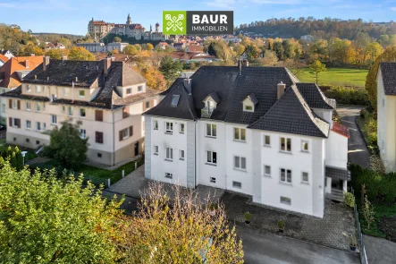 Startbild - Haus kaufen in Sigmaringen - Charmantes Stadthaus in schöner Höhenlage von Sigmaringen mit Pool