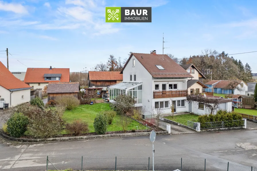 Luftaufnahme - Haus kaufen in Bad Schussenried - 360° | Familienleben, fertig, los! Großzügiges Einfamilienhaus in Bad-Schussenried