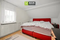 Schlafzimmer DG