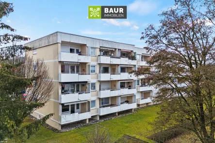 Titelbild - Wohnung kaufen in Weingarten - 360° | Sofort Bezugsfrei! Charmante 2-Zimmer-Wohnung mit Balkon, Aufzug und Garage in Weingarten