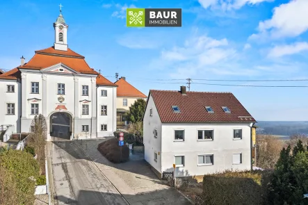 Luftaufnahme - Haus kaufen in Elchingen - 360° |Sonniges Zweifamilienhaus in schöner Aussichtslage von Elchingen