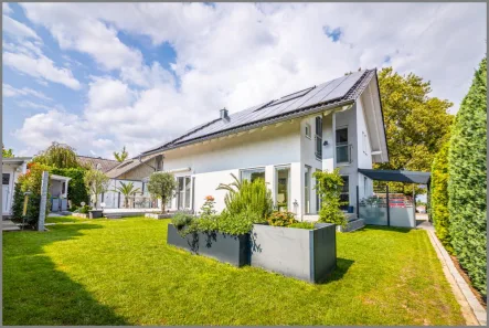 Willkommen daheim! - Haus kaufen in Bühl - Schicker Wohntraum in Grün! Modernes Einfamilienhaus in ruhiger Lage!