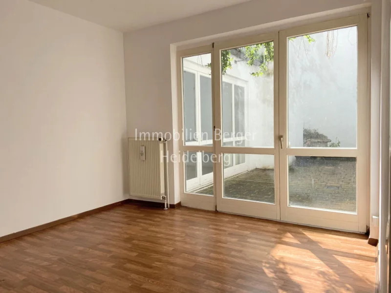 Wohn-Esszimmer - Wohnung mieten in Heidelberg - Altstadt-Domizil mit eigenem Charakter und Innenhof!