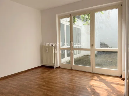 Wohn-Esszimmer - Wohnung mieten in Heidelberg - Altstadt-Domizil mit eigenem Charakter und Innenhof!