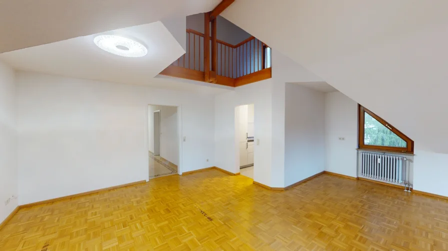 Wohnbereich Ansicht 2 - Wohnung kaufen in Bad Krozingen - Hohe Lebensqualität auf 2 Ebenen: Attraktive 4-Zi.-DG-Maisonette-ETW mit 4 Balkonen in Bad Krozingen