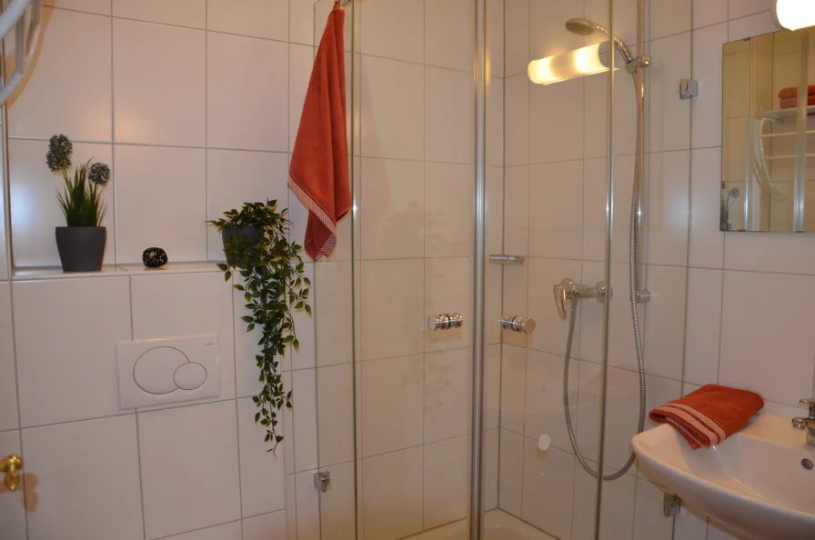 Modernes Badezimmer