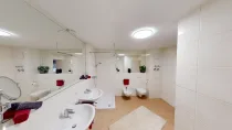 Modernes Badezimmer