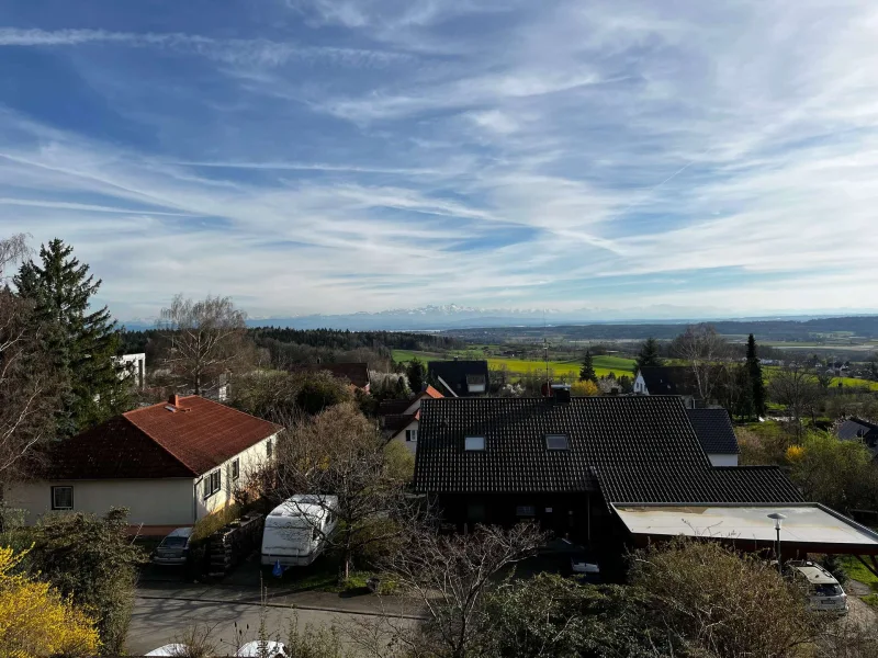 Aussicht vom Wohnzimmer und Terrasse