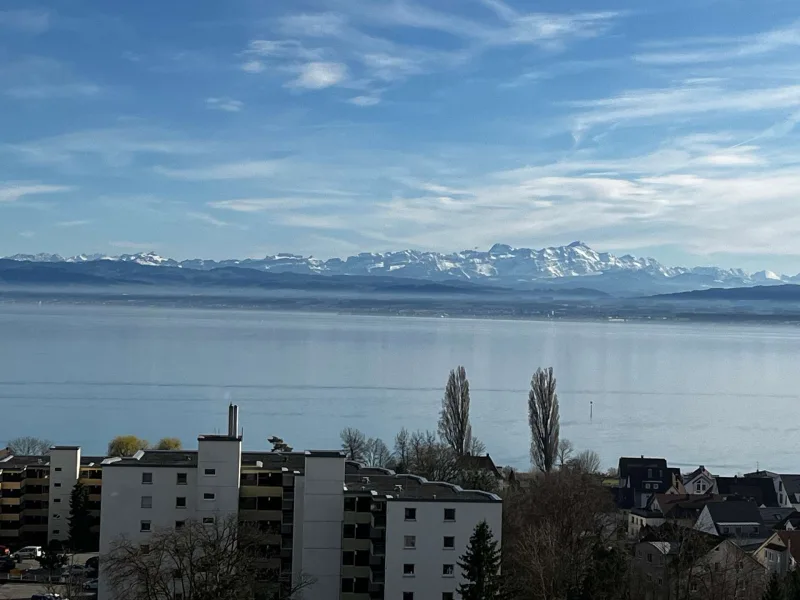  - Wohnung kaufen in Immenstaad am Bodensee - Einzigartige Berg und Seesicht-  Ihre Kapitalanlage?