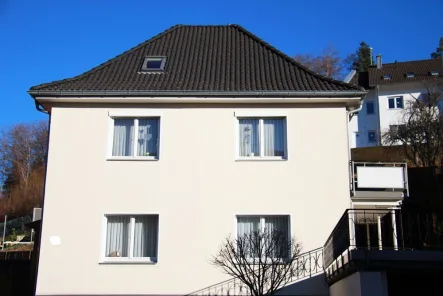 Gebäudeansicht - Haus kaufen in Albstadt - Tailfingen - Walmdachhaus mit Charme am Stadtrand