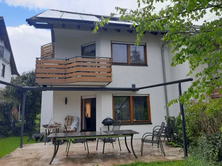 Ansicht Gartenseite - Haus kaufen in Eberbach - Modernes Wohnen in Neckarwimmersbach