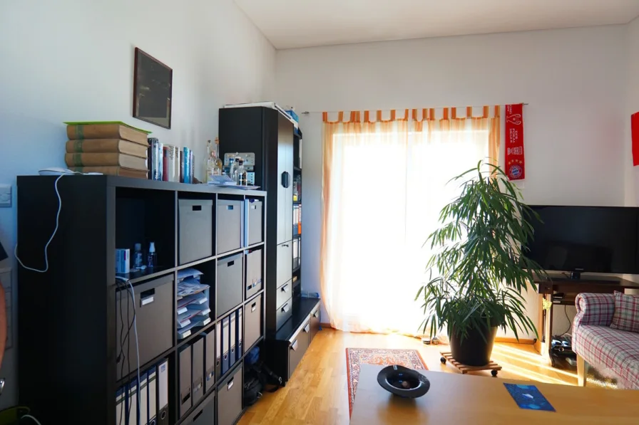 Zimmer 2 / Büro