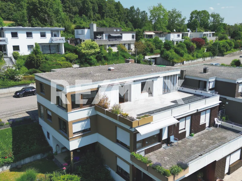 Luftaufnahme 1 - Wohnung kaufen in Giengen - Haus im Haus- keine Nachbarn-Penthouse-75 m² große uneinsehbare Terrasse-Blick über die Stadt–