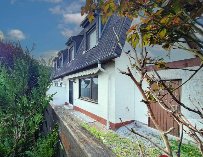 Terrasse mit Garagenzugang - Haus kaufen in Wiesloch - Kleine Doppelhaushälfte mit guter Aufteilung in verkehrsgünstiger Lage von Wiesloch