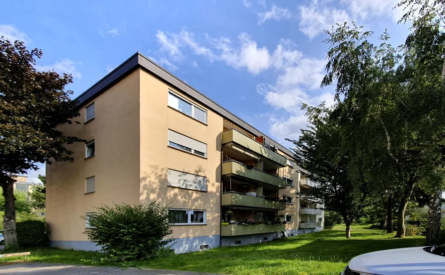 Außenansicht - Wohnung kaufen in Leimen - Vermietete 3-Zimmer-Wohnung mit Balkon in Leimen - St. Ilgen