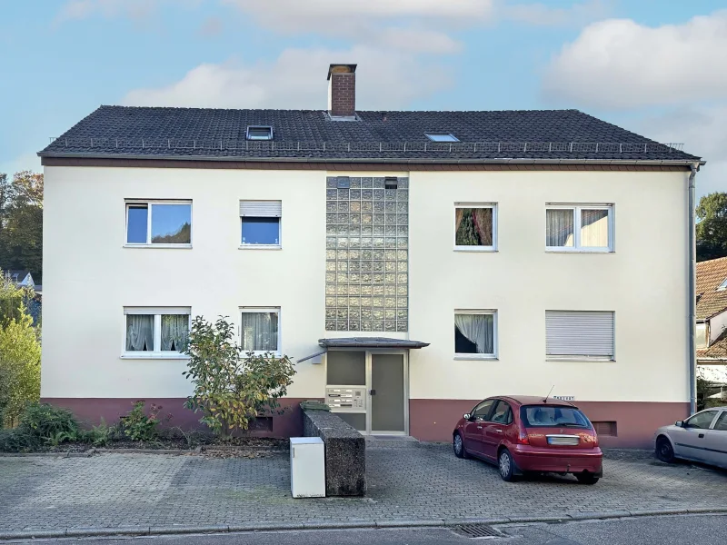 Hausansicht - Wohnung kaufen in Neckargemünd - Neckargemünd: Attraktive, gepflegte 3-ZKB Eigentumswohnung in gesuchter Lage 